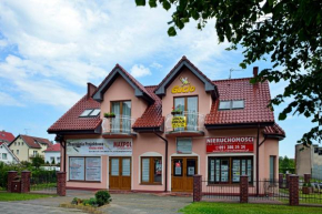 Gucio Domek Gościnny, Rewal